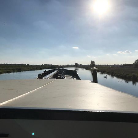 Hotel Barge Waternimf Ely Eksteriør billede