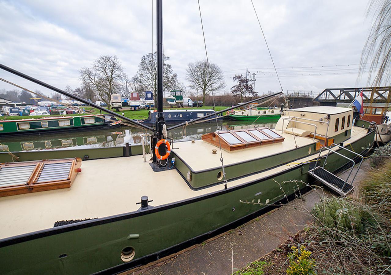 Hotel Barge Waternimf Ely Eksteriør billede