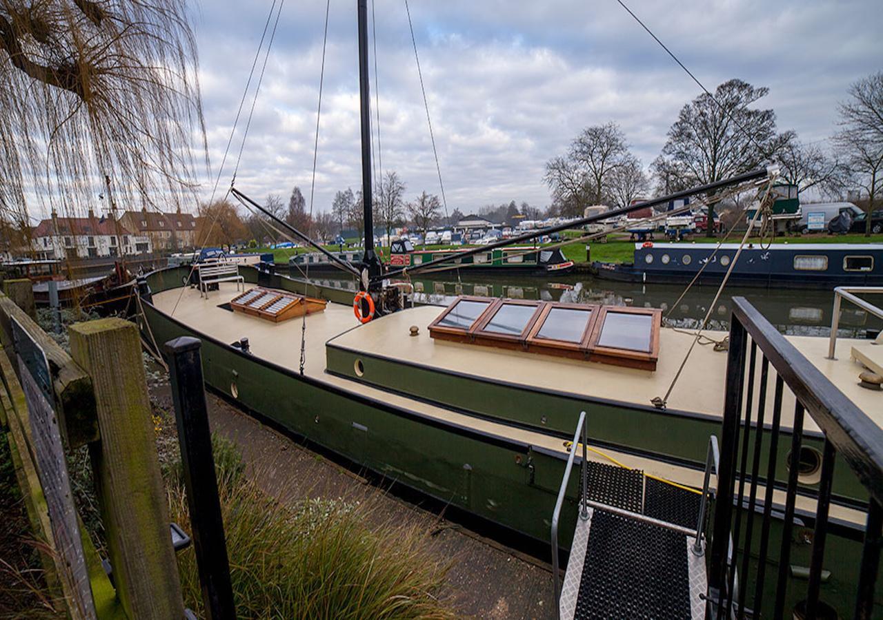 Hotel Barge Waternimf Ely Eksteriør billede