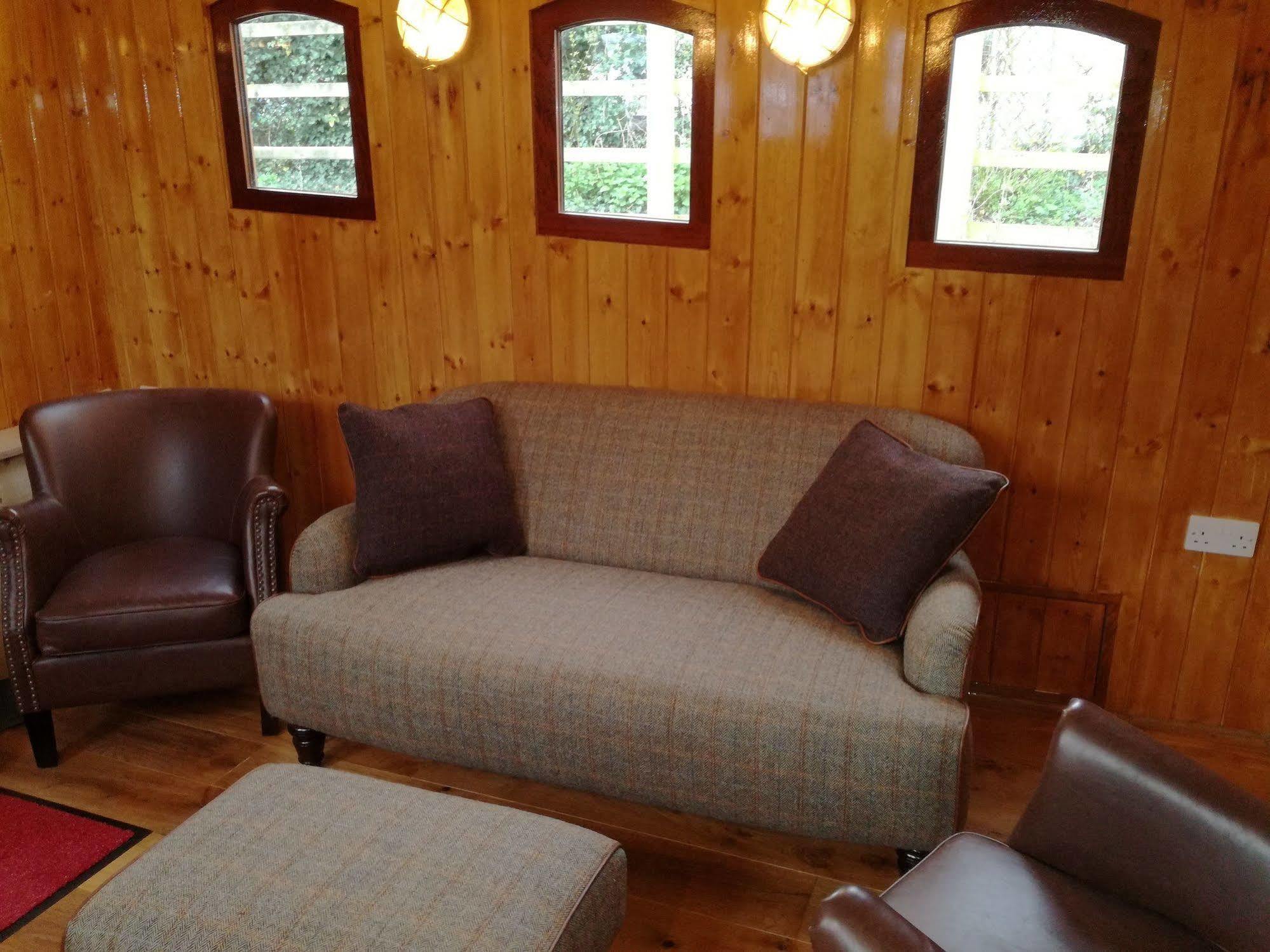 Hotel Barge Waternimf Ely Eksteriør billede