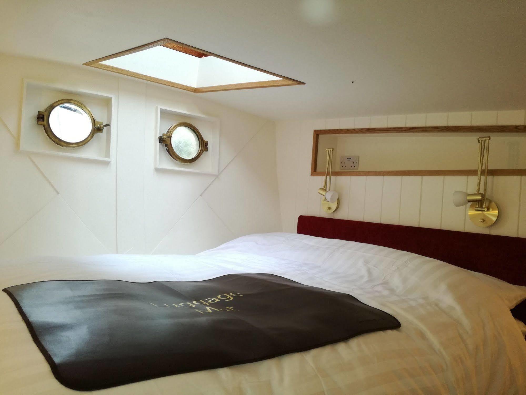 Hotel Barge Waternimf Ely Eksteriør billede