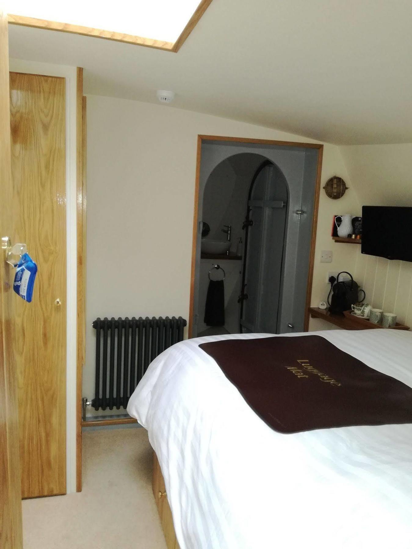 Hotel Barge Waternimf Ely Eksteriør billede